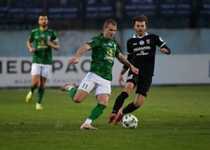 Карпати розгромлюють Оболонь чотирма забитими м’ячами