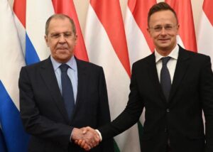 ЗМІ "злили" перехват розмови Сійярто та Лаврова