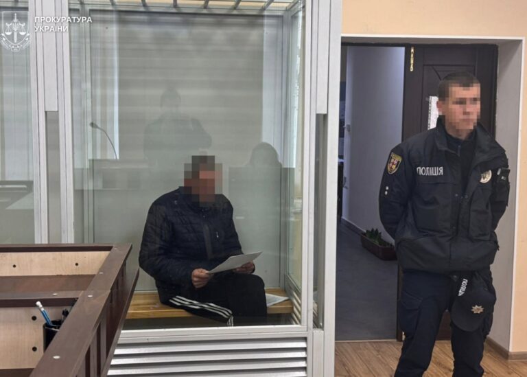 На Вінниччині вітчим систематично ґвалтував малолітню падчерку