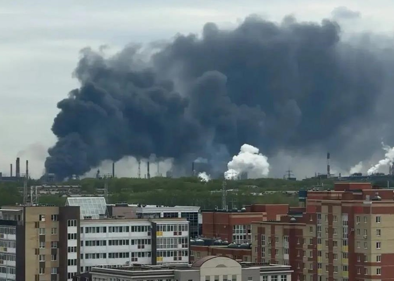 На ключовому меткомбінаті РФ спалахнула пожежа