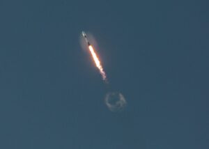 SpaceX запустила новий супутник-шпигун