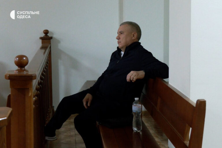 Робота в компанії-банкруті заради свободи: як ексвійськком Борисов намагається зняти електронний браслет