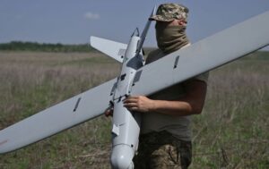 Українські дрони паралізували ключову трасу постачання РФ до Криму