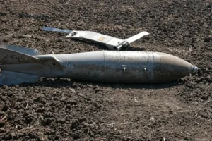 Росія вдарила КАБами по Ізюму серед білого дня: серед постраждалих – троє дітей