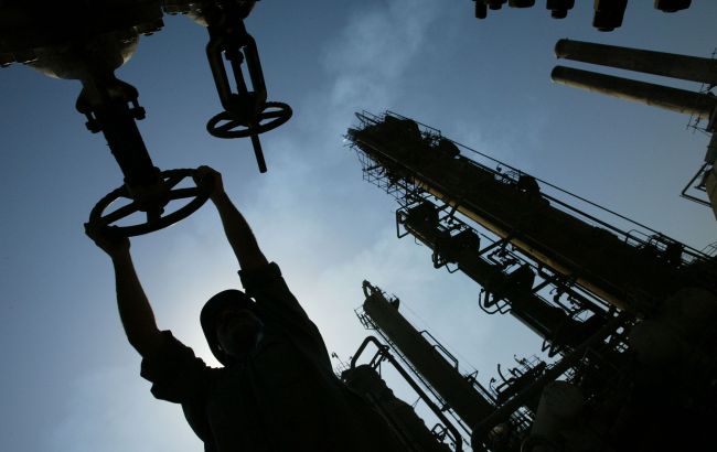 Нафта несподівано подешевшала попри нове загострення на Близькому Сході
