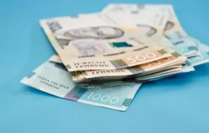 Базова соцдопомога для українців: Ось кому держава доплатить до 4500 грн