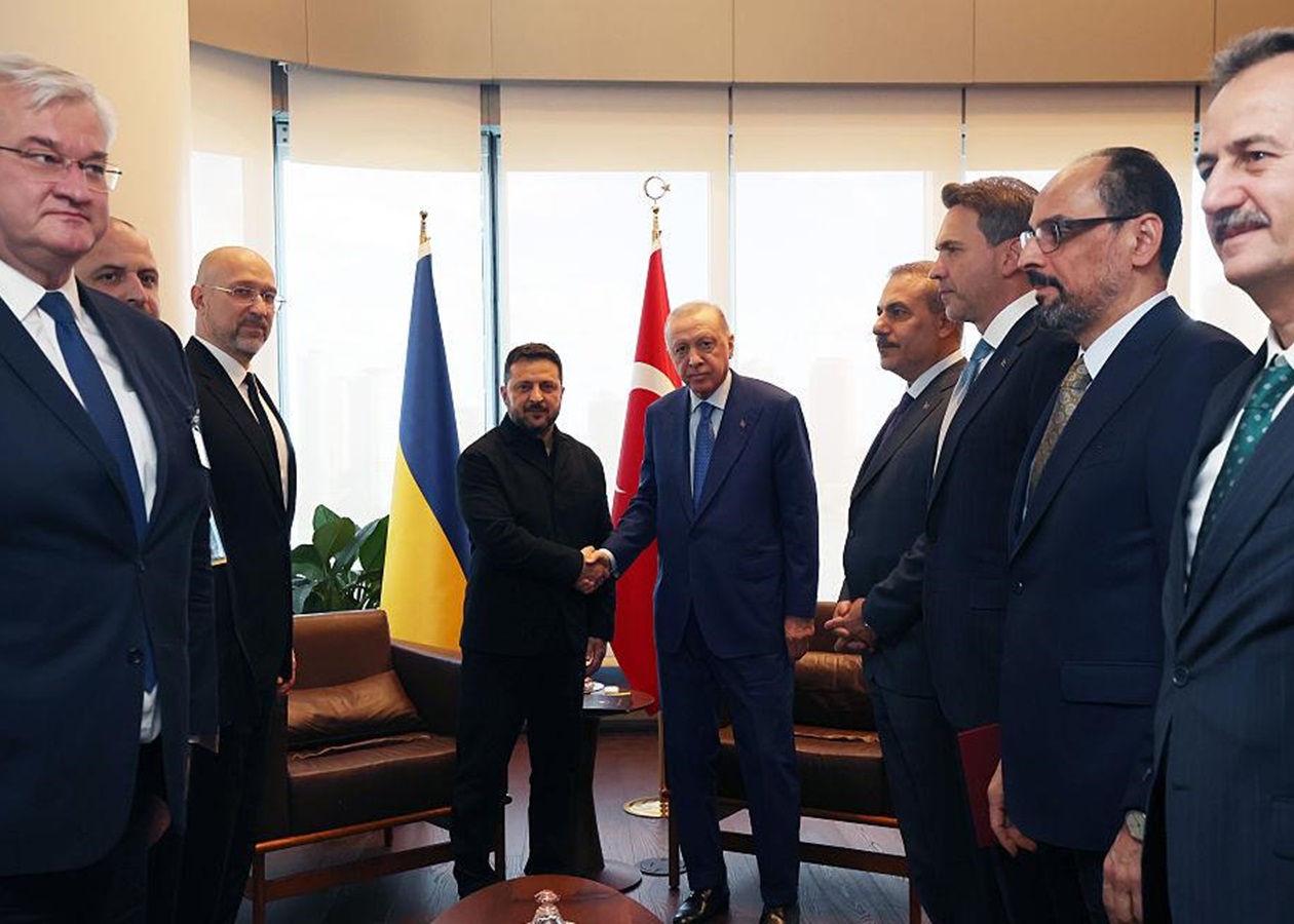 Відновлення зернового коридору: Ердоган заявив про переговори