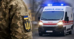 Зухвалий теракт на Львівщині: злочинці кинули вибухівку в будівлю військкомату та поранили військовослужбовця