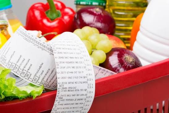 Продовольчий удар: через руйнування логістики та атак РФ ціни на продукти можуть зрости на 15%