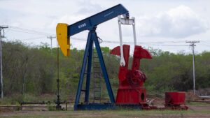 Трамп отримує доступ до 65 млрд барелів нафти Венесуели: WSJ розкрила деталі безпрецедентної угоди