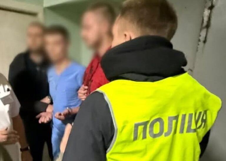 $10 тисяч за фіктивну інвалідність: у Києві викрили нейрохірурга